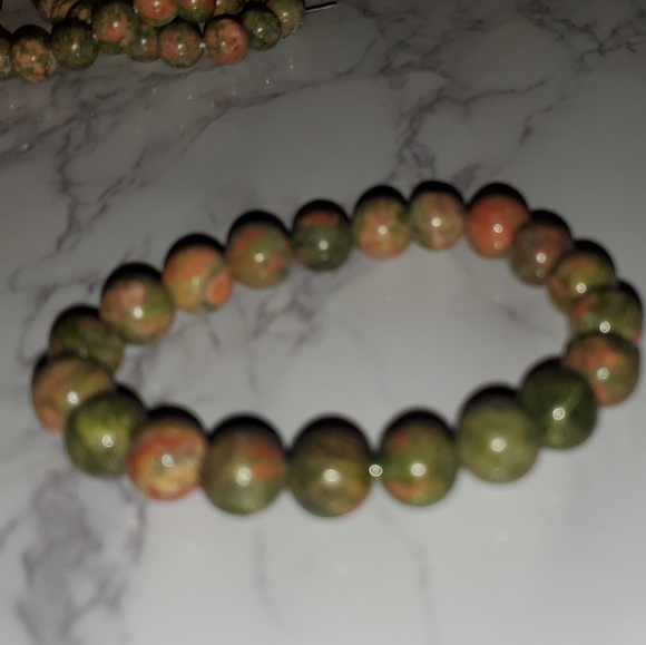 Unakite Handmade Stretch Bracelet - Picture 6 of 7
